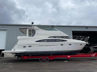 47' Carver 2001 Yacht For Sale